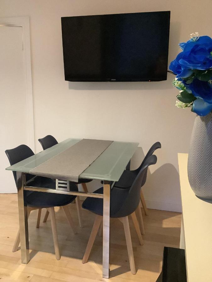 Ground Floor Apartment With Garden Глазгоу Екстериор снимка